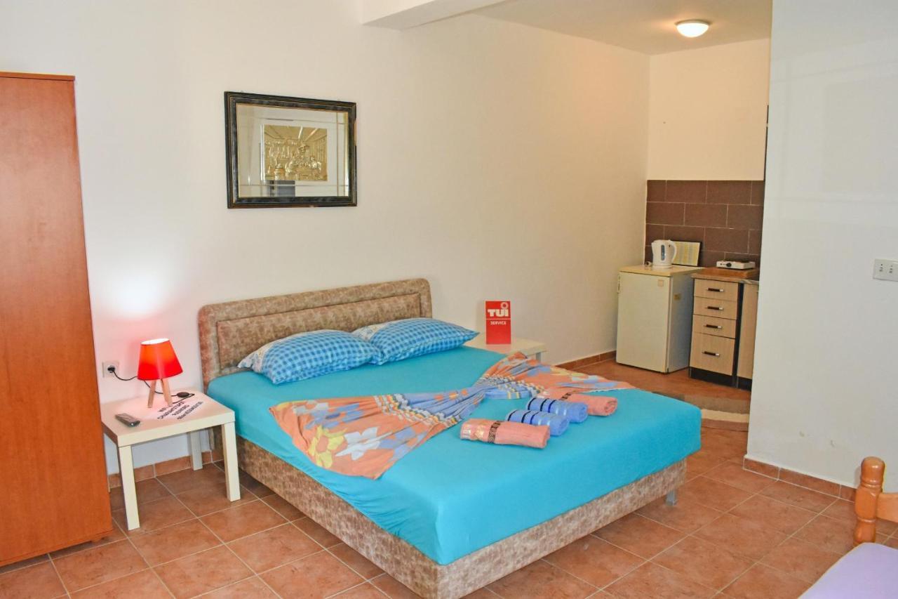 Riverside Apartments Chiara Улцинь Екстер'єр фото