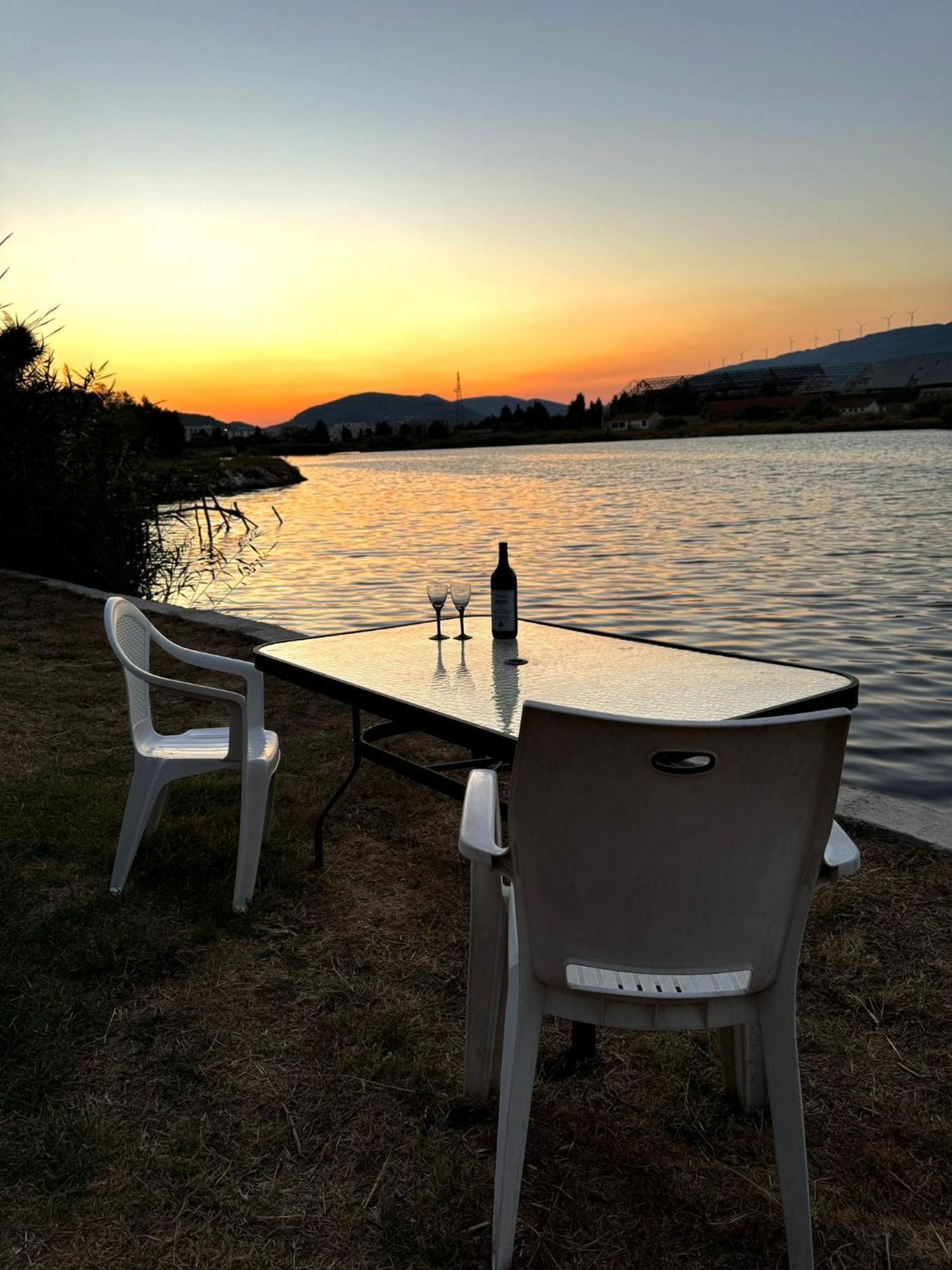 Riverside Apartments Chiara Улцинь Екстер'єр фото